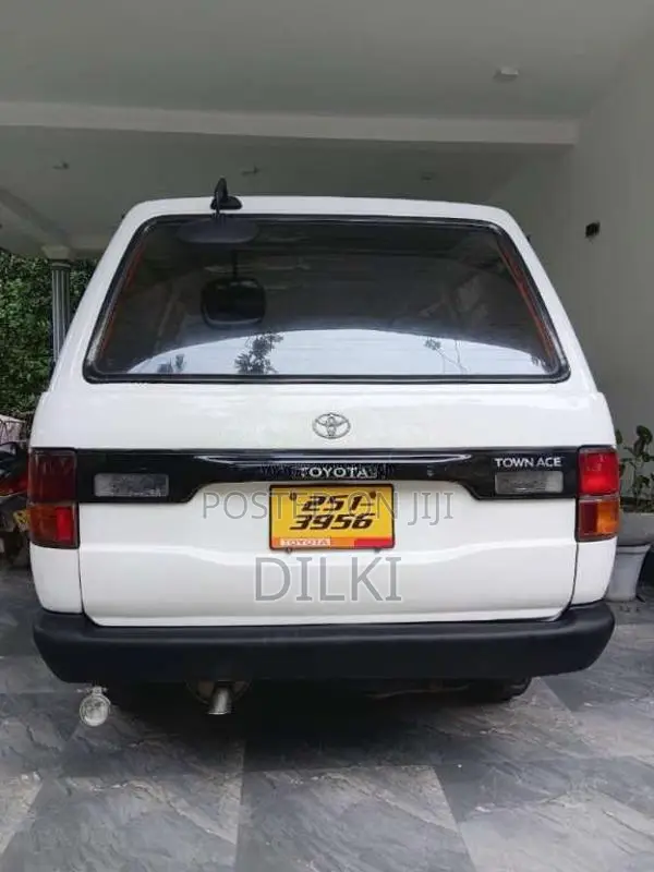 Toyota TownAce 1993 Van (Used)