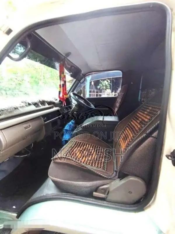Isuzu Fargo 1994 Van (Used)