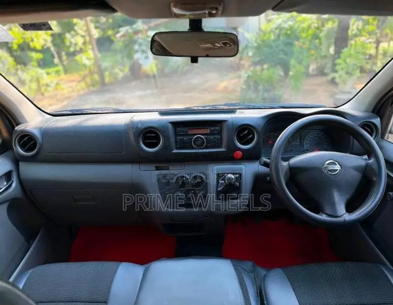 Nissan NV350 Caravan Super Long 2016 Van (Used)