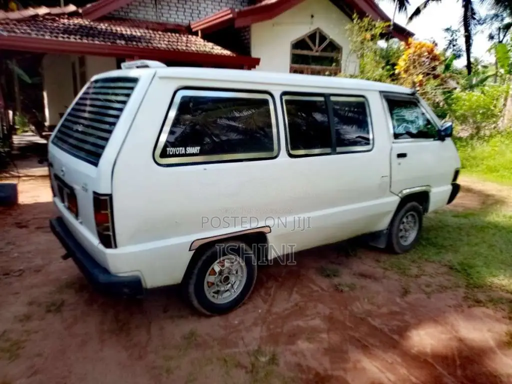 Toyota TownAce 1988 Van (Used)