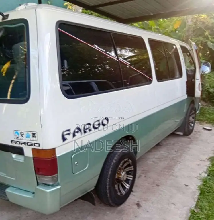 Isuzu Fargo 1994 Van (Used)