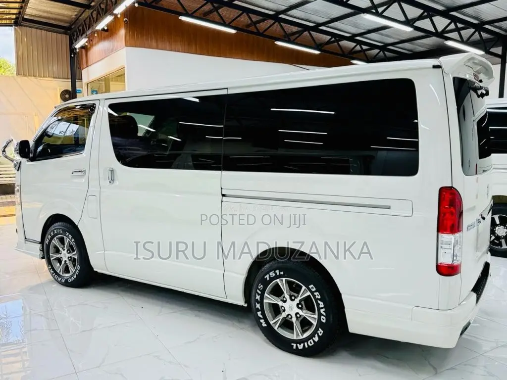 Toyota KDH Super Gl Dark Prime 2016 Van (Used)