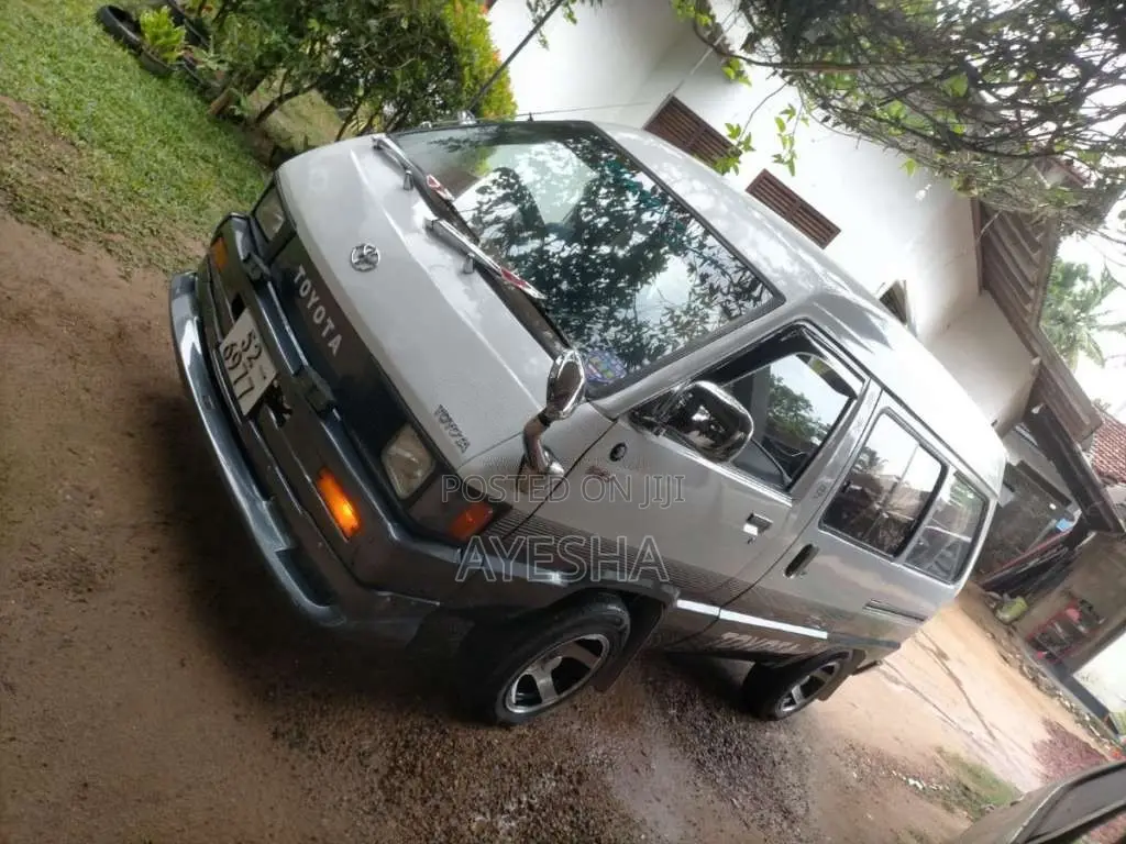 Toyota TownAce 1987 Van (Used)
