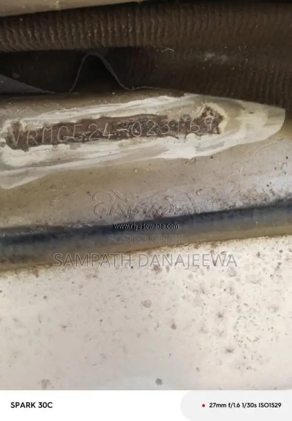 Nissan Caravan 1992 Van (Used)