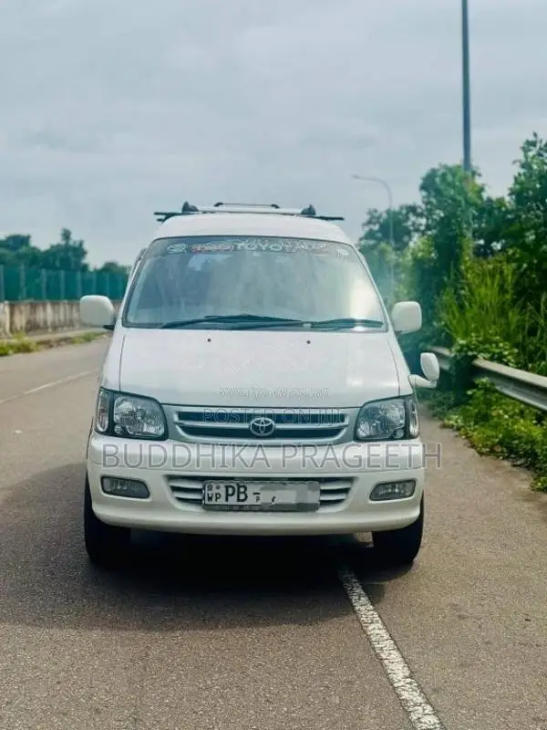 Toyota KR 42 2001 Van (Used)