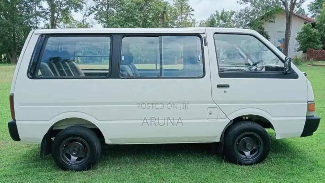 Nissan Vanette 1987 Van (Used)