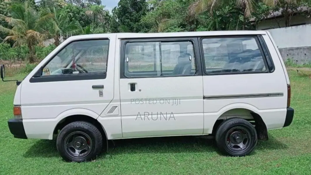 Nissan Vanette 1987 Van (Used)