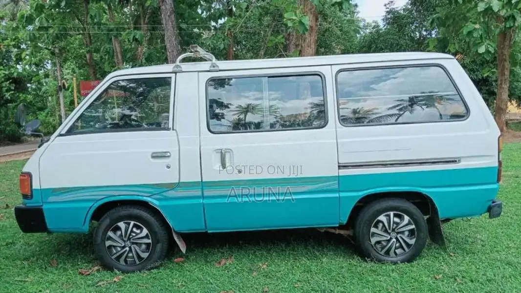 Toyota LiteAce 1984 Van (Used)