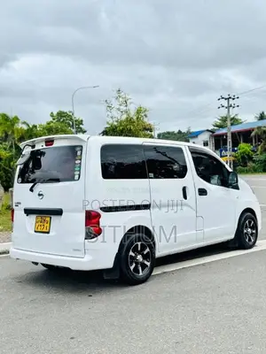 Nissan NV200 2016 Van (Used)