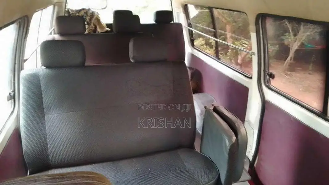 Mitsubishi PO15 1991 Van (Used)