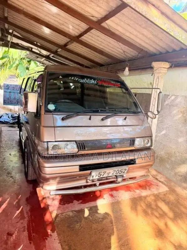 Mitsubishi Po15 1994 Van (Used)