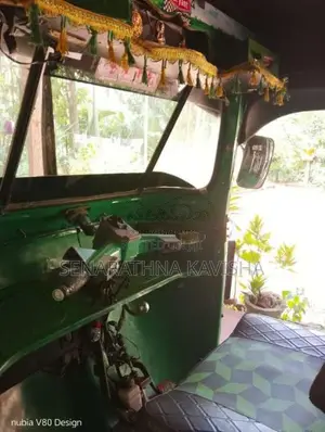 Bajaj 4 Stroke 2007 Three Wheel (Used)