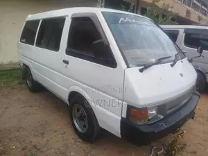 Nissan Largo 1987 Van (Used)