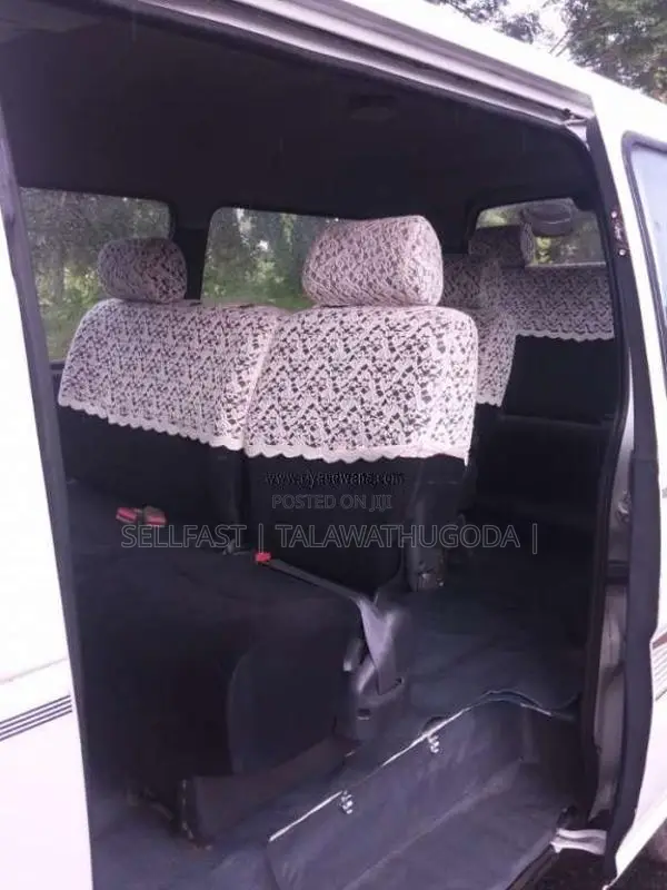 Nissan Caravan 1992 Van (Used)