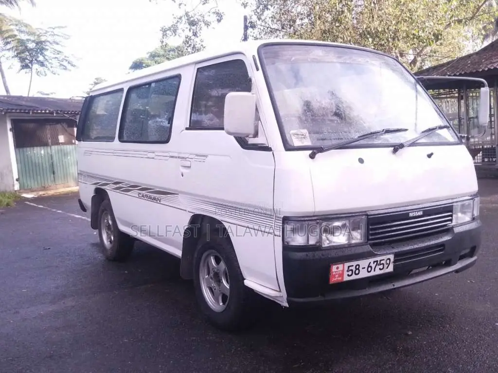 Nissan Caravan 1992 Van (Used)