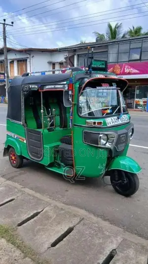 Bajaj 4 Stroke 2013 Three Wheel (Used)