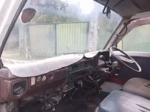 Toyota LH 40B LONG 1982 Van (Used)