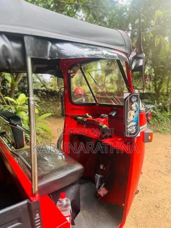 Bajaj 2 stroke 2006 Three Wheel (Used)