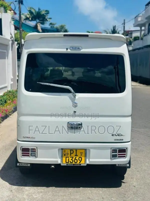 Suzuki Every 2015 Van (Used)