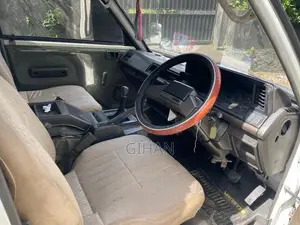 Nissan Vanette 1993 Van (Used)