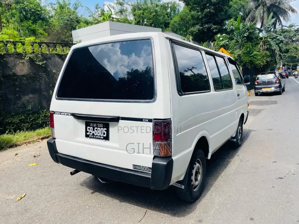 Nissan Vanette 1993 Van (Used)