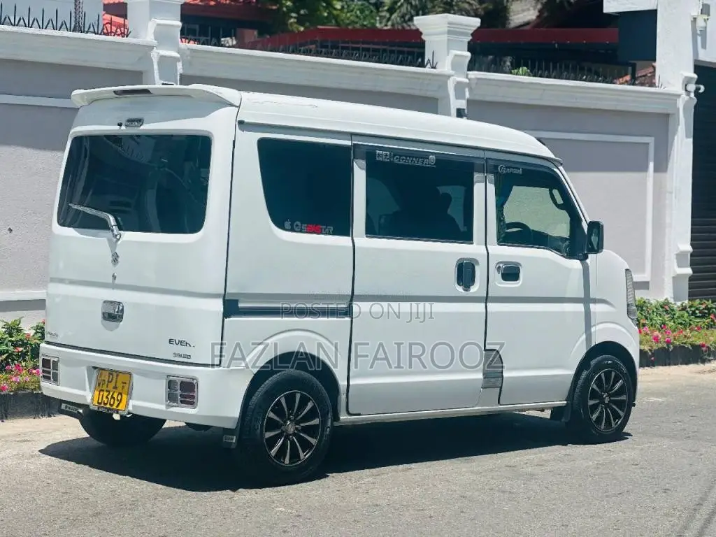 Suzuki Every 2015 Van (Used)