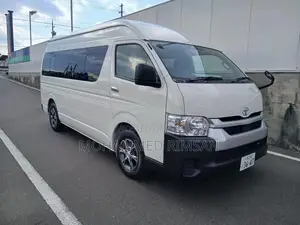 Toyota KDH 2025 Van (Used)