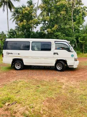 Nissan Caravan 1993 Van (Used)
