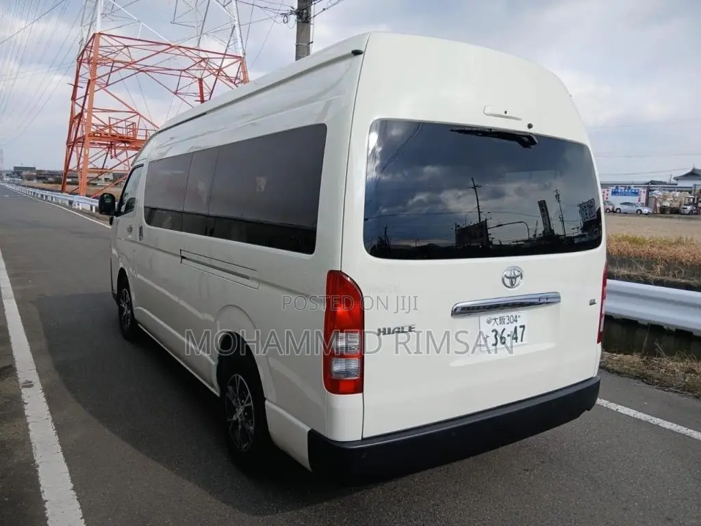 Toyota KDH 2025 Van (Used)