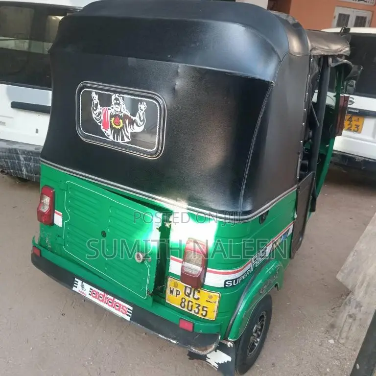 Bajaj 2 Stroke 2006 Three Wheel (Used)