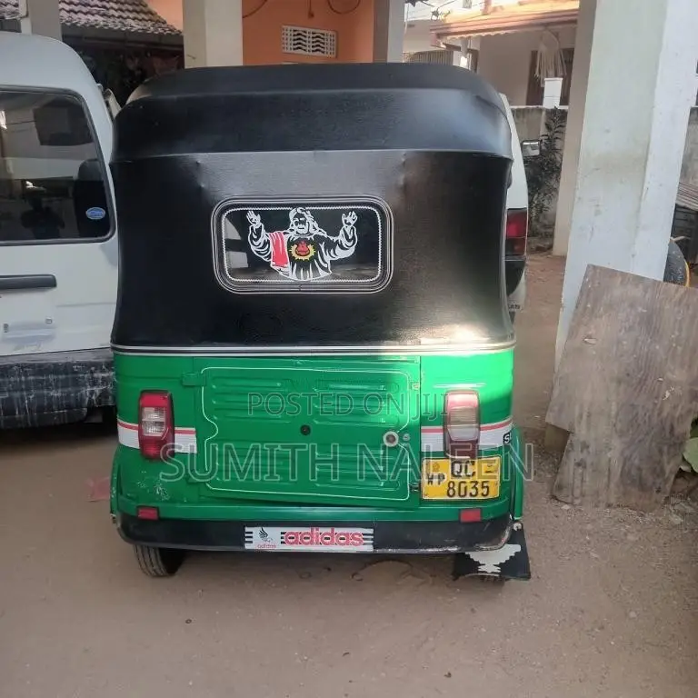 Bajaj 2 Stroke 2006 Three Wheel (Used)