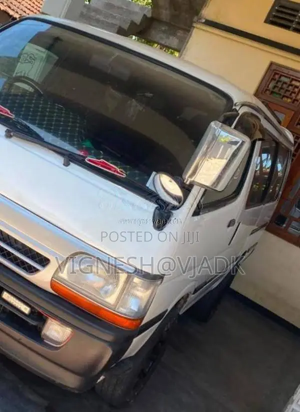Toyota HIACE LH103 1994 Van (Used)