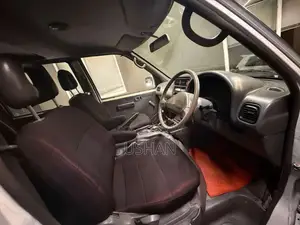 Nissan Serena 1995 Van (Used)