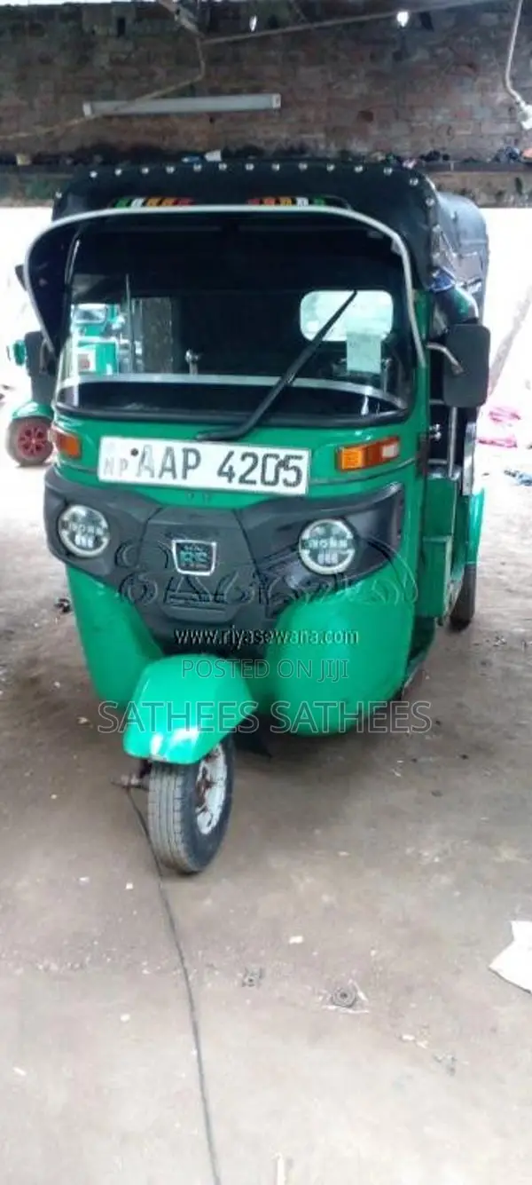 Bajaj RE 205 2012 Three Wheel (Used)