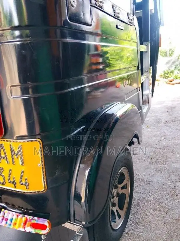 Bajaj RE 4 Stroke 2013 Three Wheel (Used)
