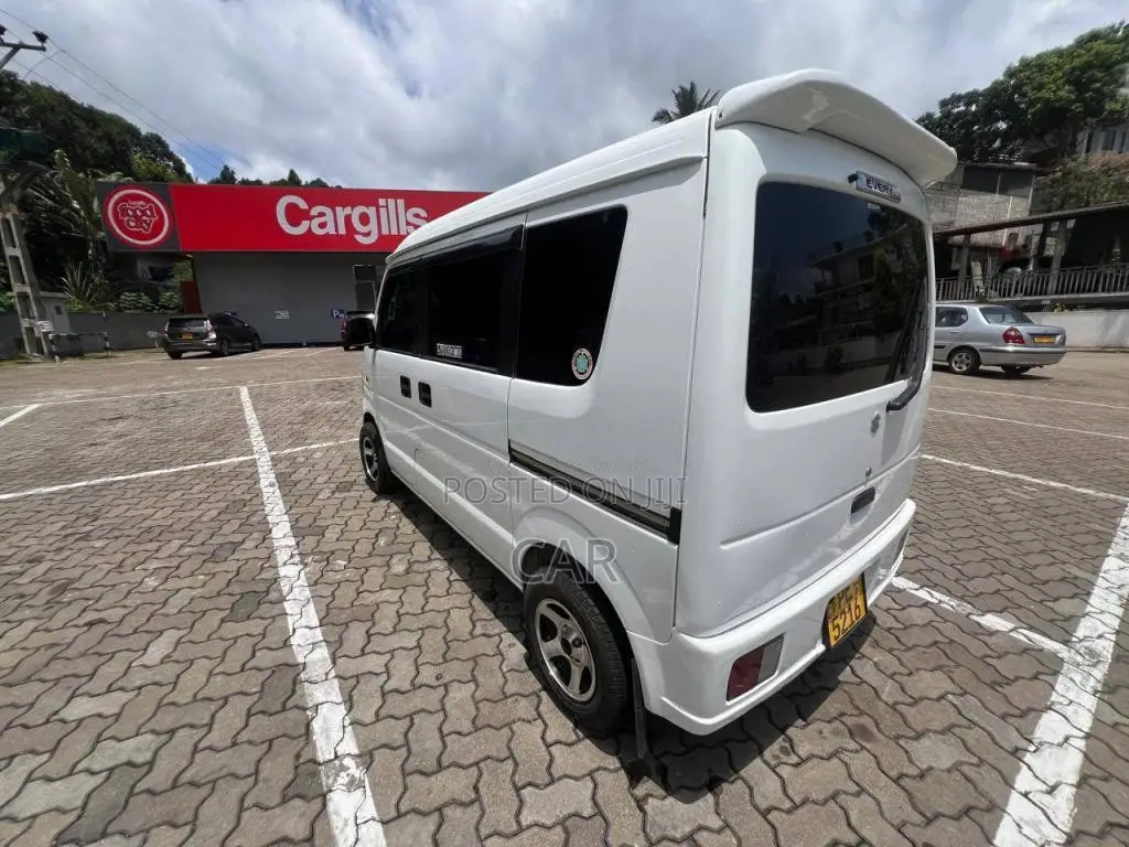 Suzuki Every 2011 Van (Used)