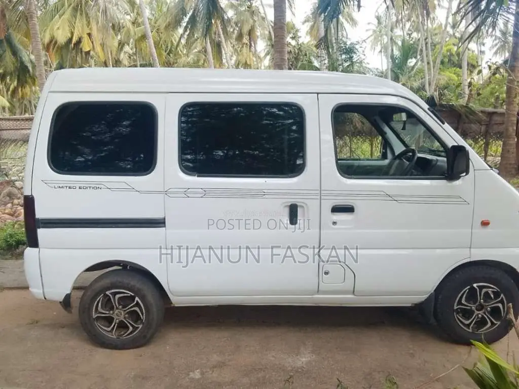 Suzuki Every 1999 Van (Used)