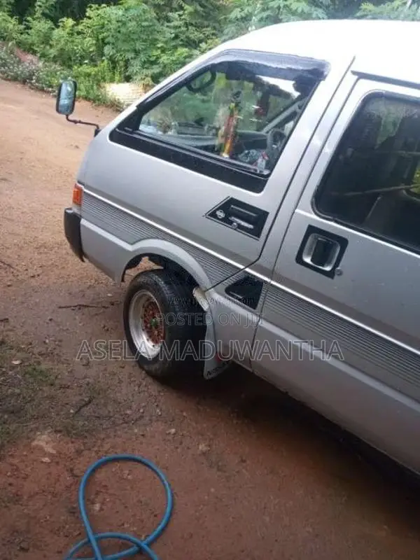 Nissan Vanette 1990 Van (Used)