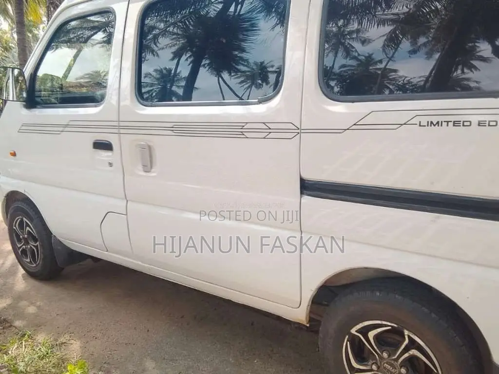 Suzuki Every 1999 Van (Used)