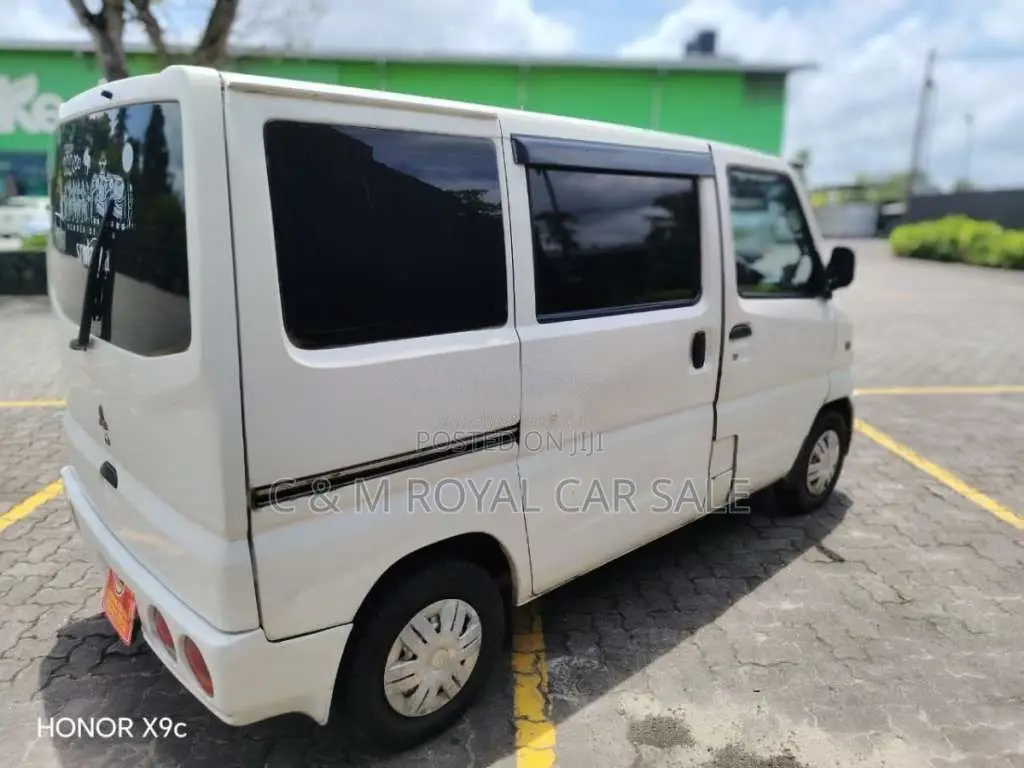 Mitsubishi MiniCab 1993 Van (Used)