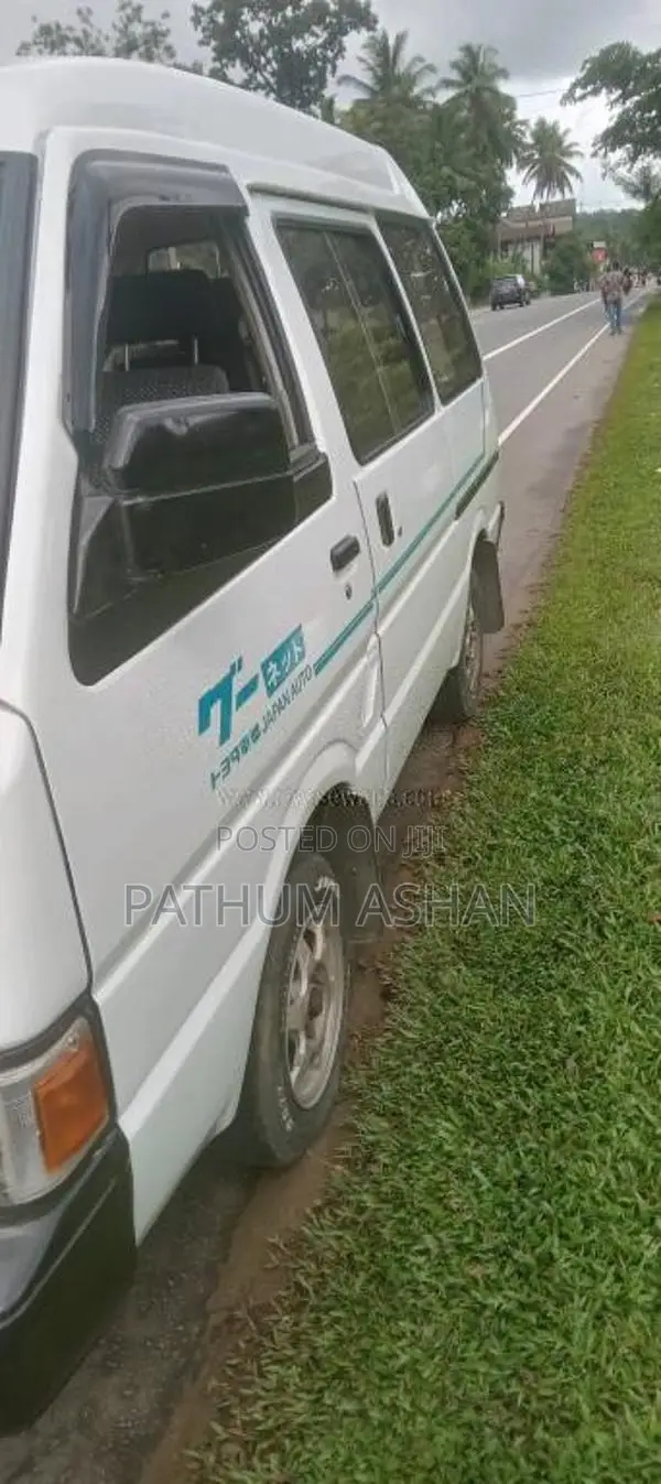 Nissan Vanette Vx 1993 Van (Used)