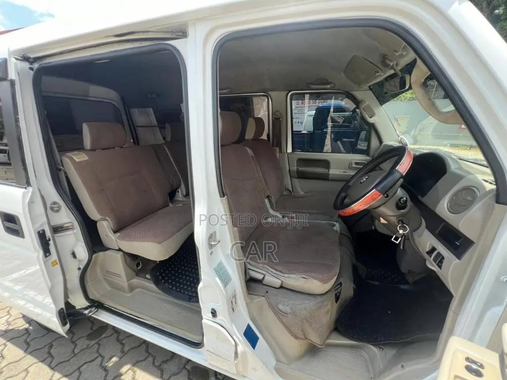 Suzuki Every 2011 Van (Used)