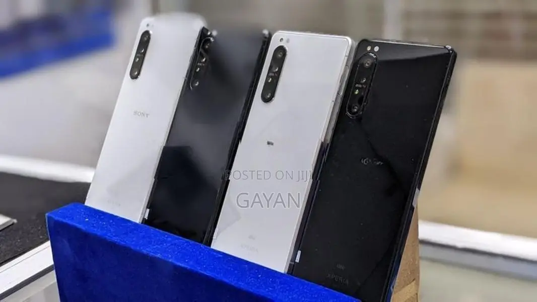 Sony Xperia 1 II 5G 128GB 8GB RAM (Used)