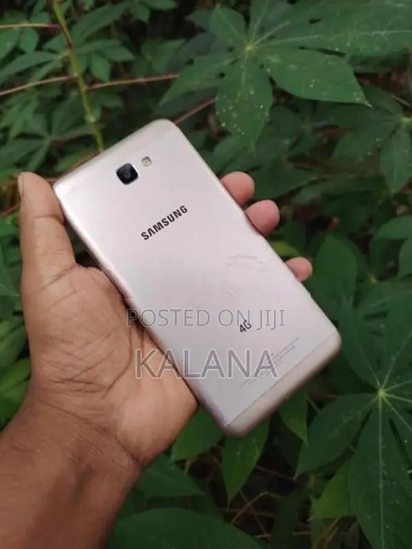 Samsung Galaxy J7 3GB 32GB (Used)