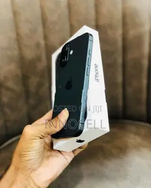 Apple iPhone 16 128GB (Used)