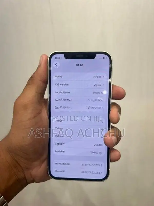 Apple iPhone 12 (Used)