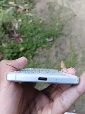 Sony Xperia 1 II 5G (Used)