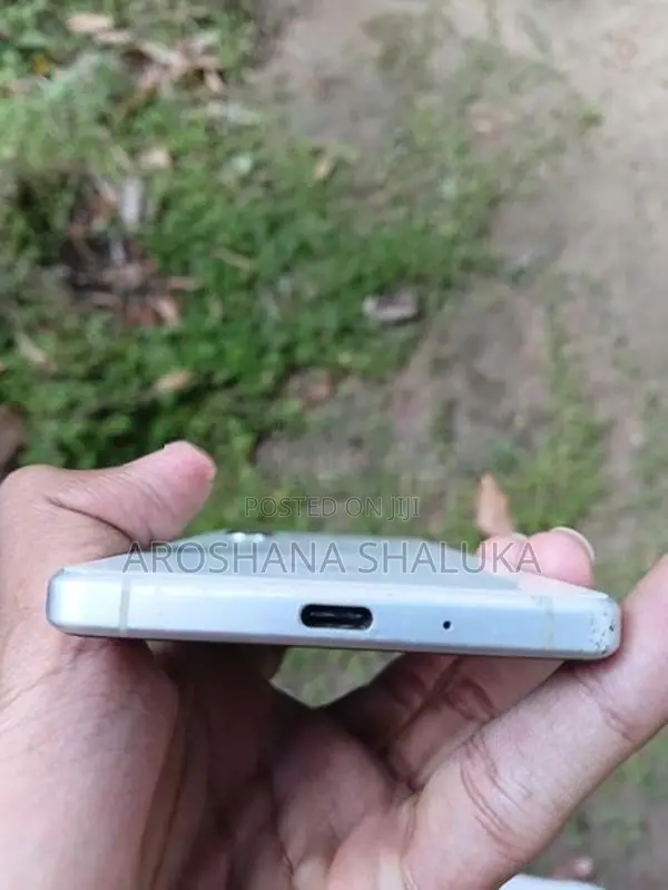 Sony Xperia 1 II 5G (Used)