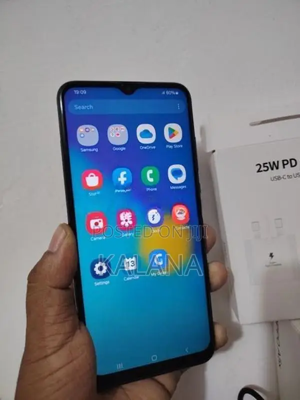 Samsung Galaxy A04e 64GB (Used)