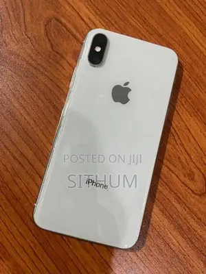 Apple iPhone XS (Used)